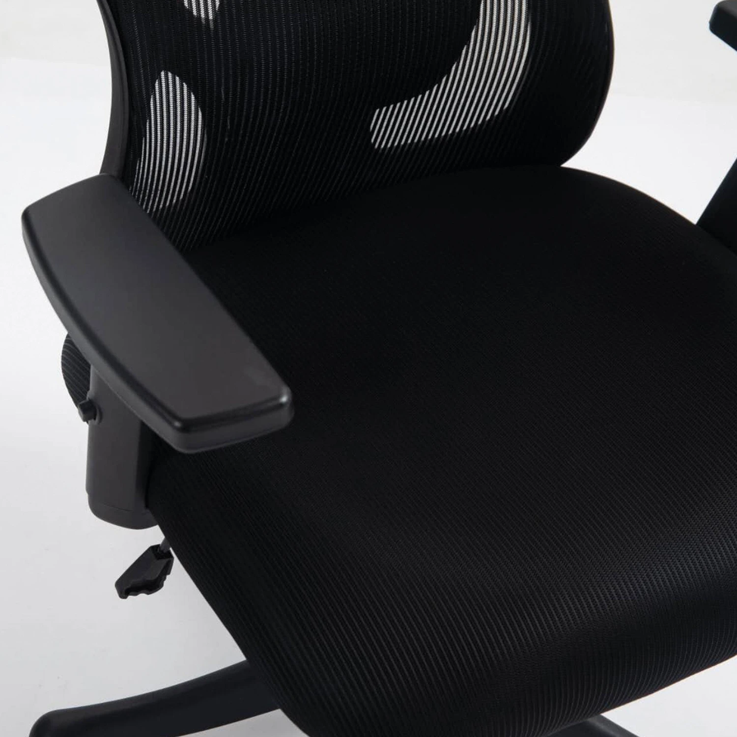 Nimbus Mesh Office Chair 4 Nimbus Mesh Office Chair - Image 4